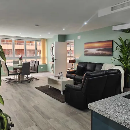 Navamares Luxury Danuria Daire